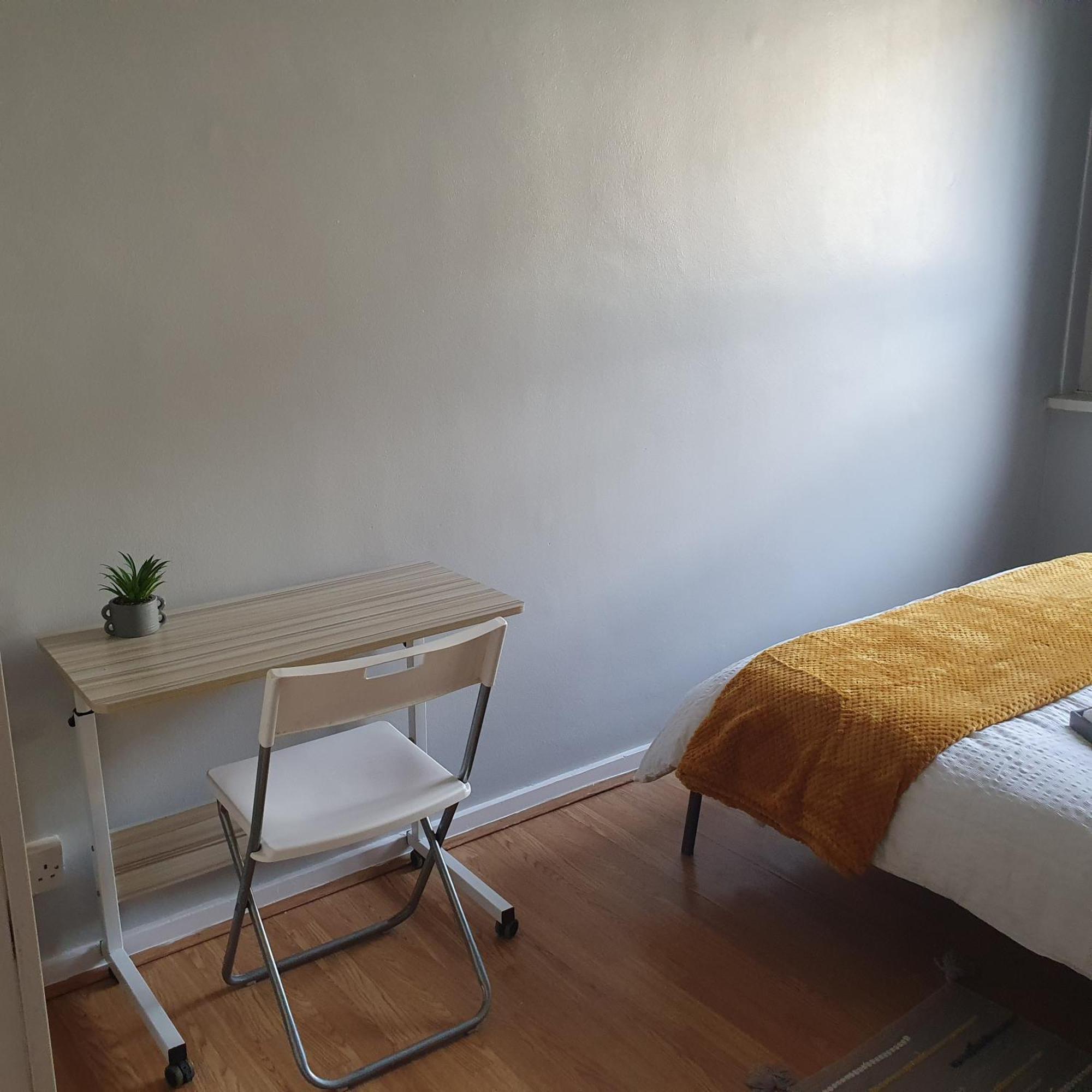 Yolo House Hotel Лондон Екстериор снимка