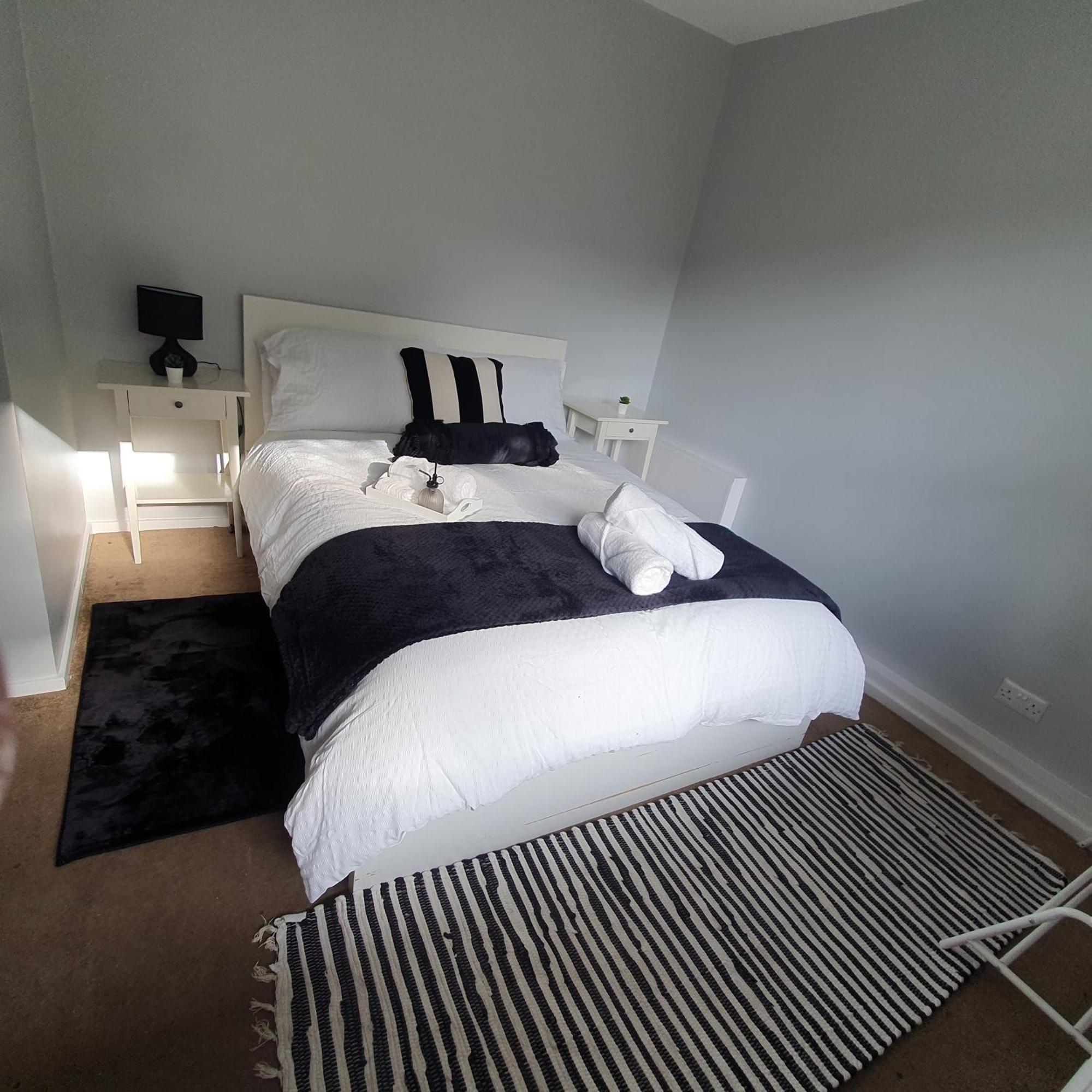 Yolo House Hotel Лондон Екстериор снимка