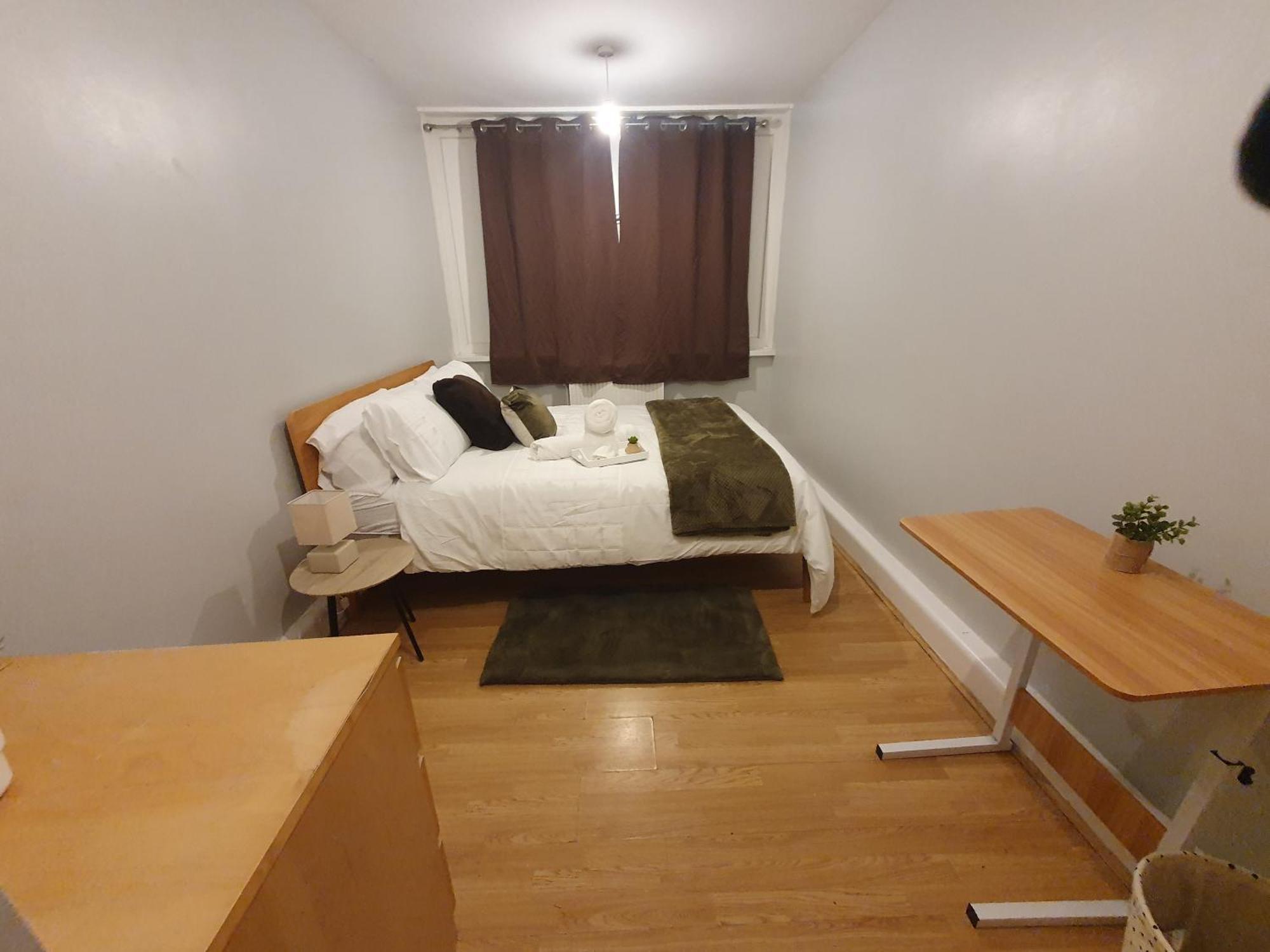 Yolo House Hotel Лондон Екстериор снимка
